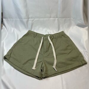 Kensie jeans vintage luxe green shorts